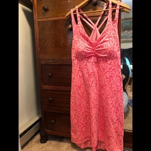 Women’s criss-cross back dress